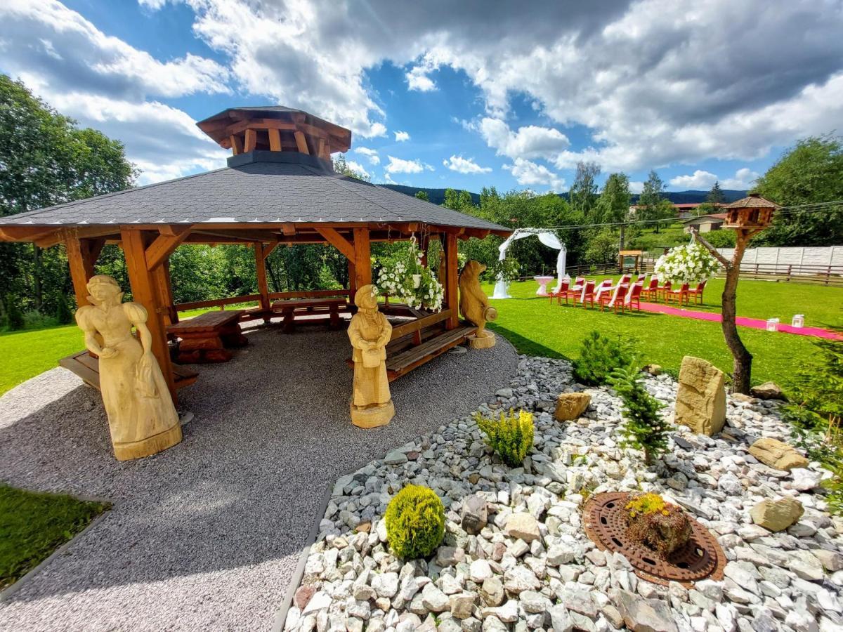 Agrohotel Tri Brezy Hrustin Εξωτερικό φωτογραφία
