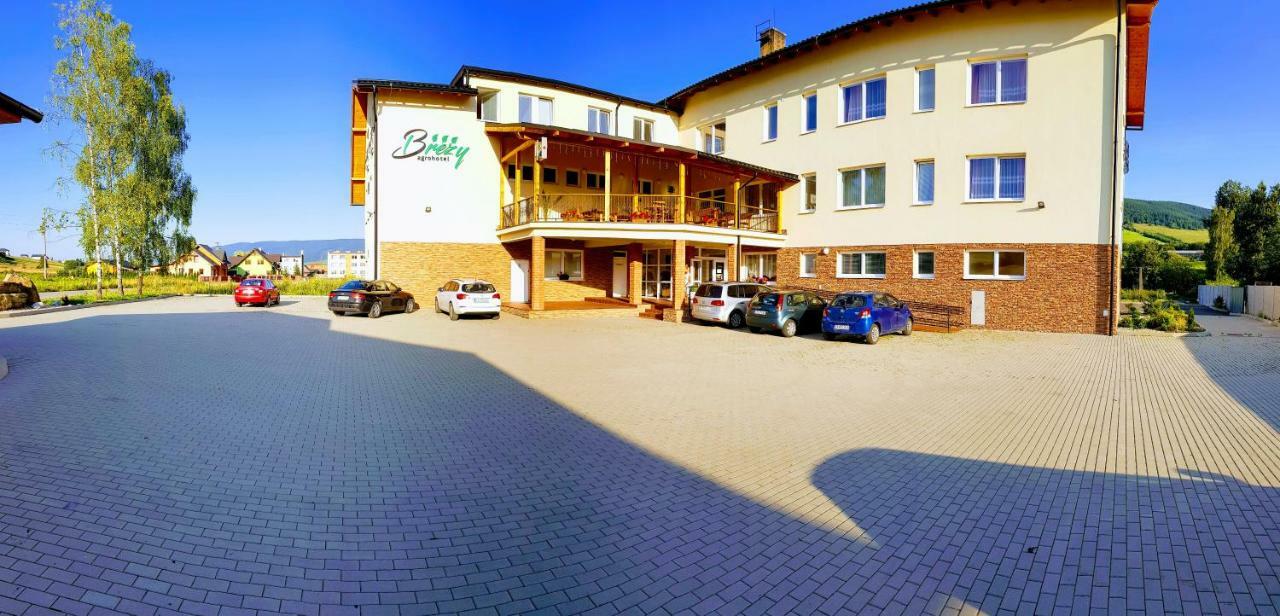 Agrohotel Tri Brezy Hrustin Εξωτερικό φωτογραφία